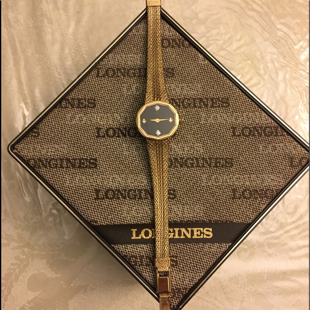 Longines-Wittnauer Vintage 1970’s Ladies Watch Gold Tone